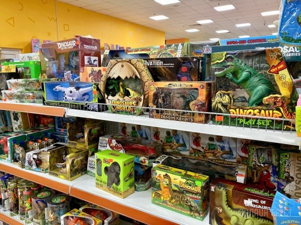 Ребрендинг брестского «Детского мира» на Советской: новый логотип и еще больше стильной одежды, забавных игрушек, школьной канцелярии Ребрендинг брестского «Детского мира» на Советской: новый логотип и еще больше стильной одежды, забавных игрушек, школьной канцелярии