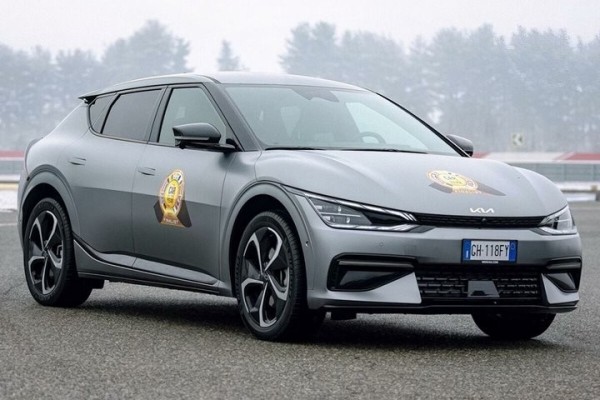 В Европе назвали лучший автомобиль 2022 года В Европе назвали лучший автомобиль 2022 года