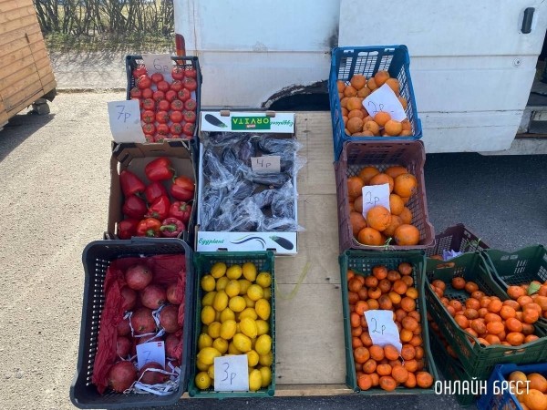 Читатель: Что почем на рынке за ЦУМом в Бресте
             
                Читатель: Что почем на рынке за ЦУМом в Бресте
