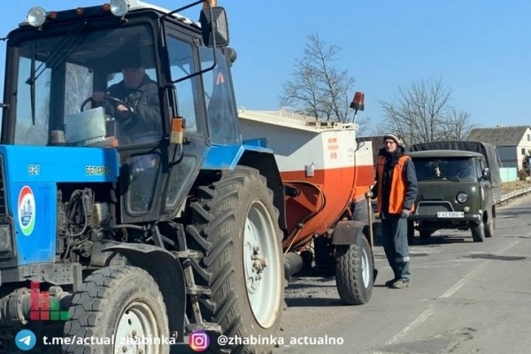 В город-спутнике Бреста осуществляется ремонт дорожного полотна В город-спутнике Бреста осуществляется ремонт дорожного полотна