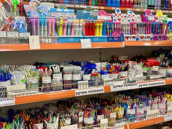 Ребрендинг брестского «Детского мира» на Советской: новый логотип и еще больше стильной одежды, забавных игрушек, школьной канцелярии Ребрендинг брестского «Детского мира» на Советской: новый логотип и еще больше стильной одежды, забавных игрушек, школьной канцелярии