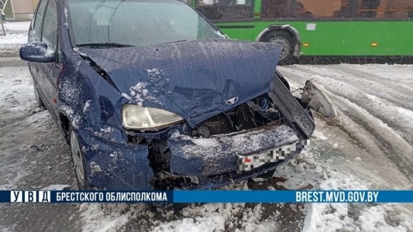 В Бресте две женщины попали в ДТП В Бресте две женщины попали в ДТП