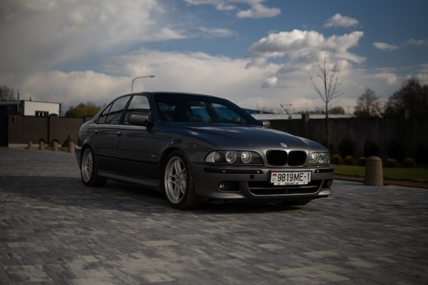 Две легенды немецкого автопрома BMW X5 и BMW E39. Смотрите обзор от брестских автоблогеров на YouTube-канале Boost Punch Две легенды немецкого автопрома BMW X5 и BMW E39. Смотрите обзор от брестских автоблогеров на YouTube-канале Boost Punch