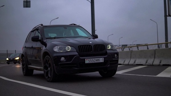 Две легенды немецкого автопрома BMW X5 и BMW E39. Смотрите обзор от брестских автоблогеров на YouTube-канале Boost Punch Две легенды немецкого автопрома BMW X5 и BMW E39. Смотрите обзор от брестских автоблогеров на YouTube-канале Boost Punch