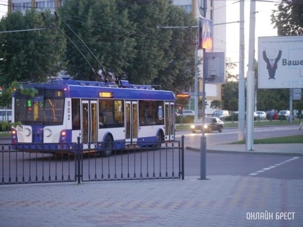 Читатель: Хочу поделиться историей, которая произошла со мной вчера, и еще раз поблагодарить людей, оказавшихся рядом!
             
                Читатель: Хочу поделиться историей, которая произошла со мной вчера, и еще раз поблагодарить людей, оказавшихся рядом!