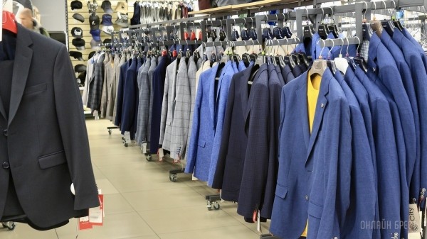 Соберите свой безупречный образ с иголочки в «ЦУМе», на третьем этаже. Готовимся к выпускным, линейкам, свадьбам Соберите свой безупречный образ с иголочки в «ЦУМе», на третьем этаже. Готовимся к выпускным, линейкам, свадьбам