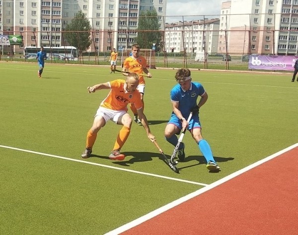 По итогам регулярного сезона по хоккею на траве брестский «Строитель» поделил лидерство с ХК «Минск»