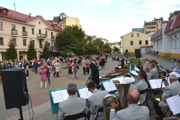 В Бресте открывается сезон музыкальных вечеров на Советской