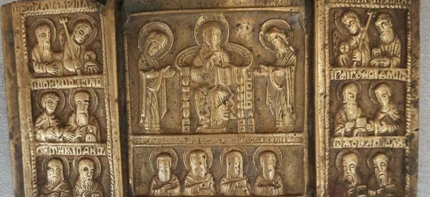 Памятники медного культового литья впервые привезли в Витебск