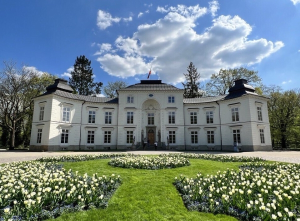 Белорусы потратили 3 000 евро в поездке по Европе на старенькой Mazda 3 Белорусы потратили 3 000 евро в поездке по Европе на старенькой Mazda 3