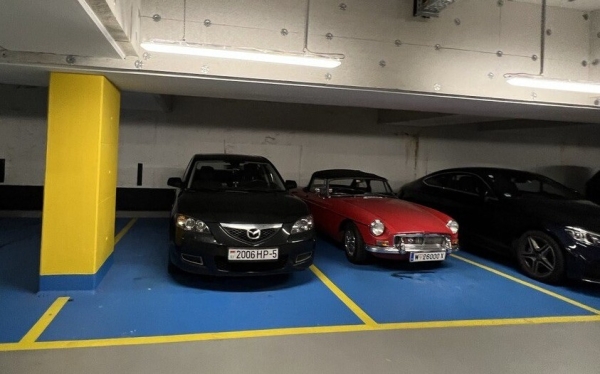 Белорусы потратили 3 000 евро в поездке по Европе на старенькой Mazda 3 Белорусы потратили 3 000 евро в поездке по Европе на старенькой Mazda 3