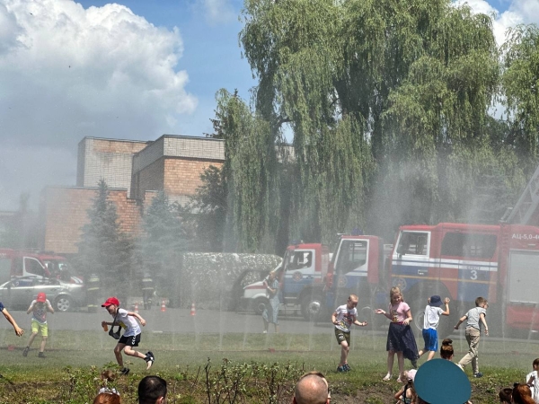 В Бресте проходит праздник к 45-летию Ленинского района - «Район, который сердцу дорог»