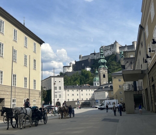 Белорусы потратили 3 000 евро в поездке по Европе на старенькой Mazda 3 Белорусы потратили 3 000 евро в поездке по Европе на старенькой Mazda 3