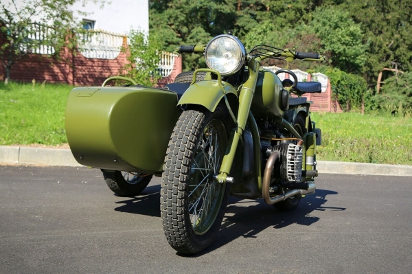 Считай, музейный экспонат! Белорус заморочился и вложил $10 тысяч в мотоцикл М-72 1953 г. в.