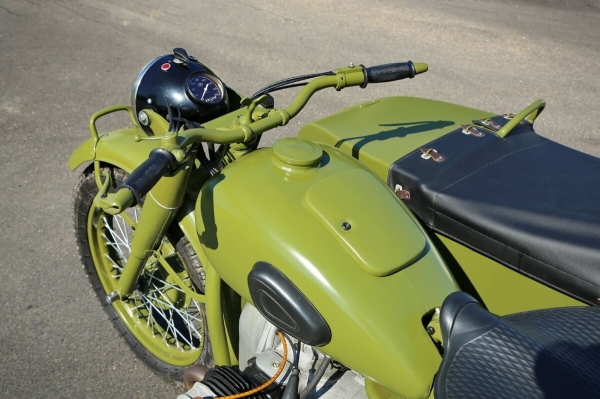 Считай, музейный экспонат! Белорус заморочился и вложил $10 тысяч в мотоцикл М-72 1953 г. в.