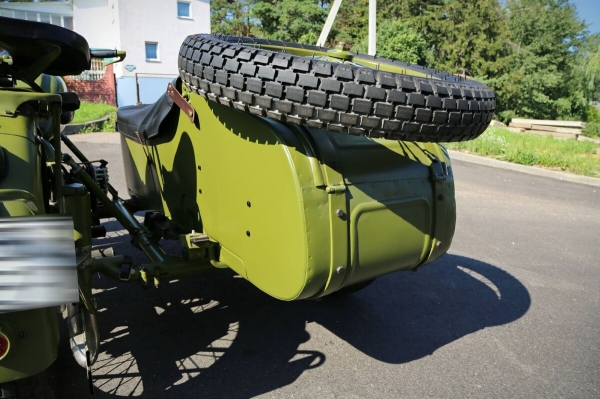 Считай, музейный экспонат! Белорус заморочился и вложил $10 тысяч в мотоцикл М-72 1953 г. в.