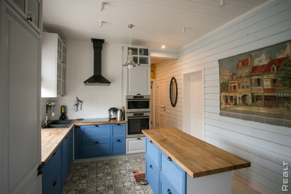 «Заткнула за пояс соседских мужей». История минчанки, которая сделала все сама: дом, мебель и даже сауну «Заткнула за пояс соседских мужей». История минчанки, которая сделала все сама: дом, мебель и даже сауну