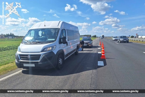 Четыре факта ввоза партий сыра под видом товаров для личного пользования выявили брестские таможенники