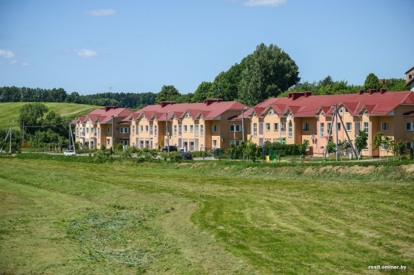 «Вместо брачной ночи собирали по квартире воду». Белорусы рассказывают истории самых диких коммунальных ЧП