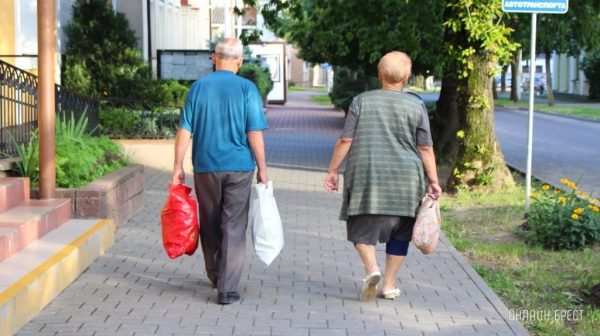 Какую пенсию будут выплачивать работающим пенсионерам Какую пенсию будут выплачивать работающим пенсионерам