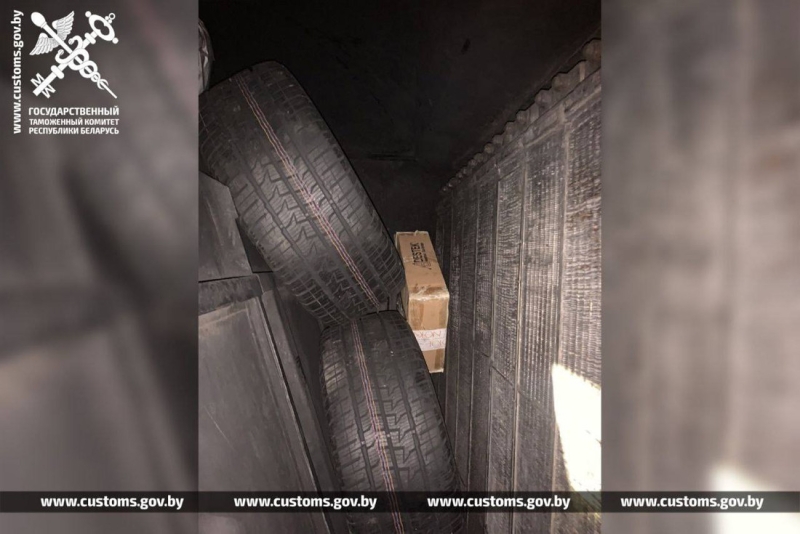 В поезде из Польши обнаружили тайник с контрабандой