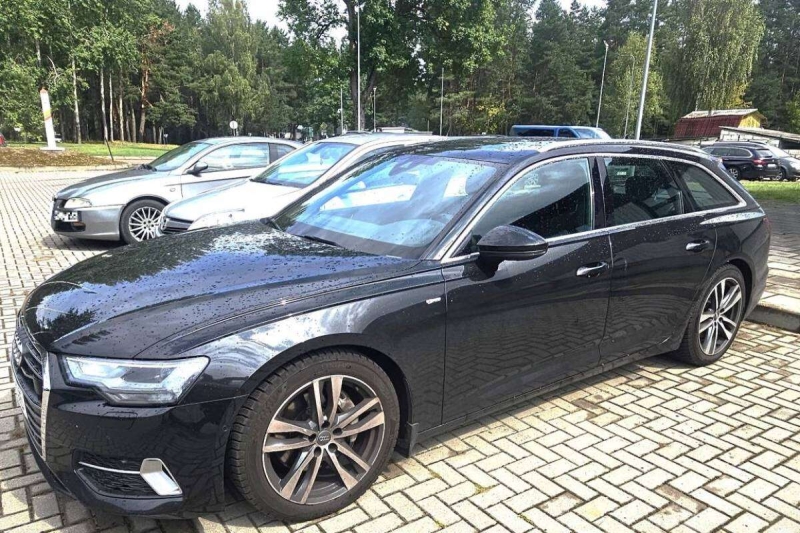 Литовские пограничники не впустили в Беларусь Audi A6. Почему?