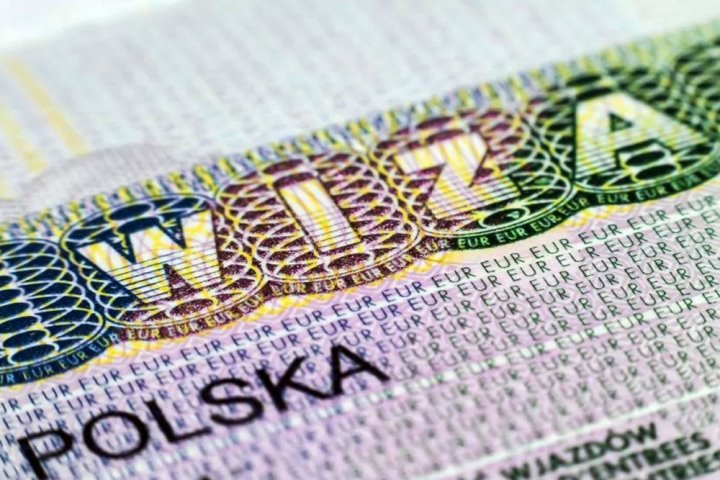 Документы на польские визы белорусы теперь подают по-новому. Что изменилось